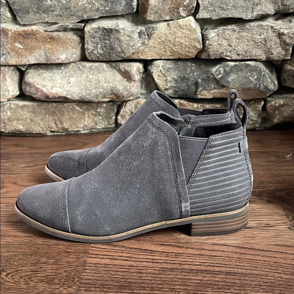 Toms “Reese” Charcoal Suede Ankle Booties